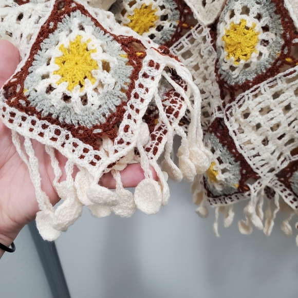 POL Cream Neutral Boho Hippy Oversize Retro‎ Diamond Crochet Festival Fringe Top - Picture 7 of 11